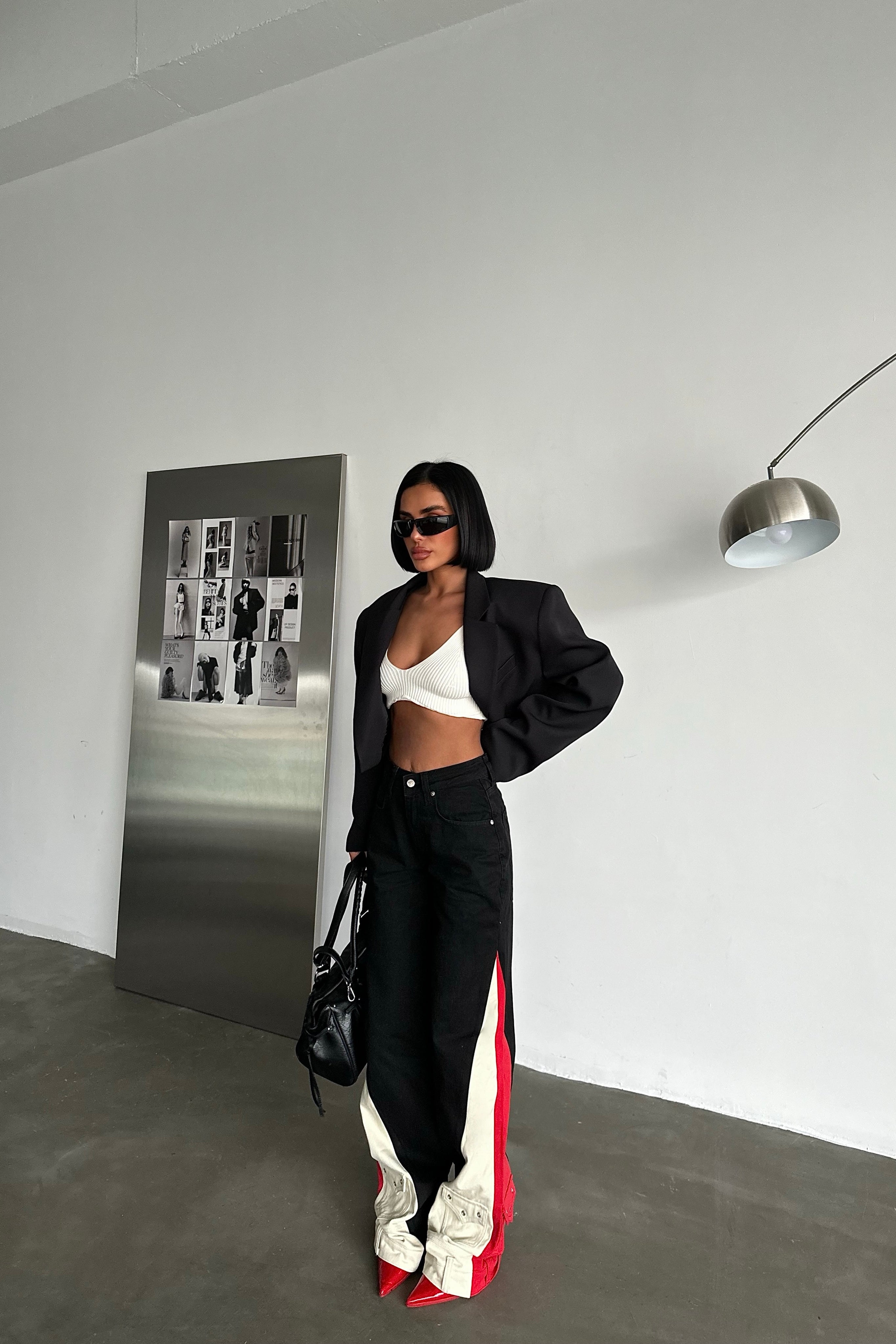 Tri-Tone Pocket Hem Jeans-10427394916695-ZARA MAE LONDON