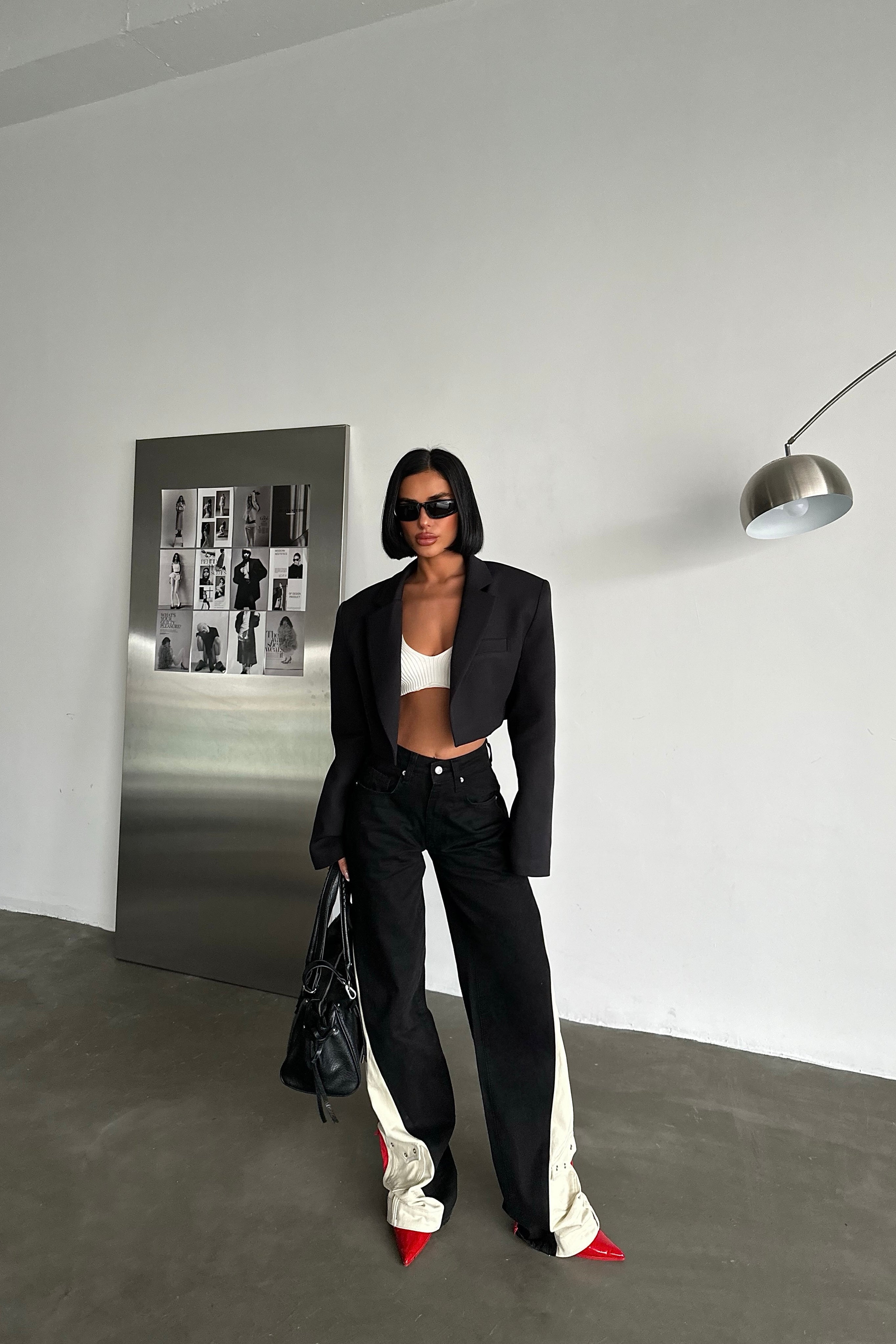 Tri-Tone Pocket Hem Jeans-10427394916695-ZARA MAE LONDON