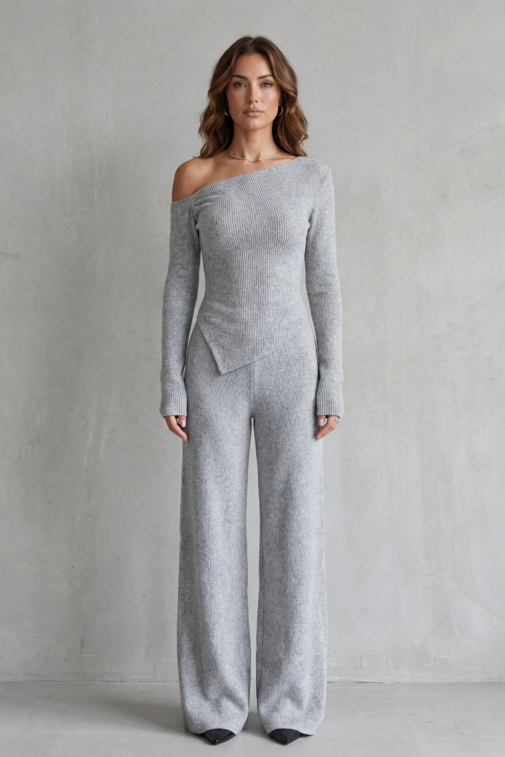 Lunavie – Asymmetric neckline – Knit lounge set