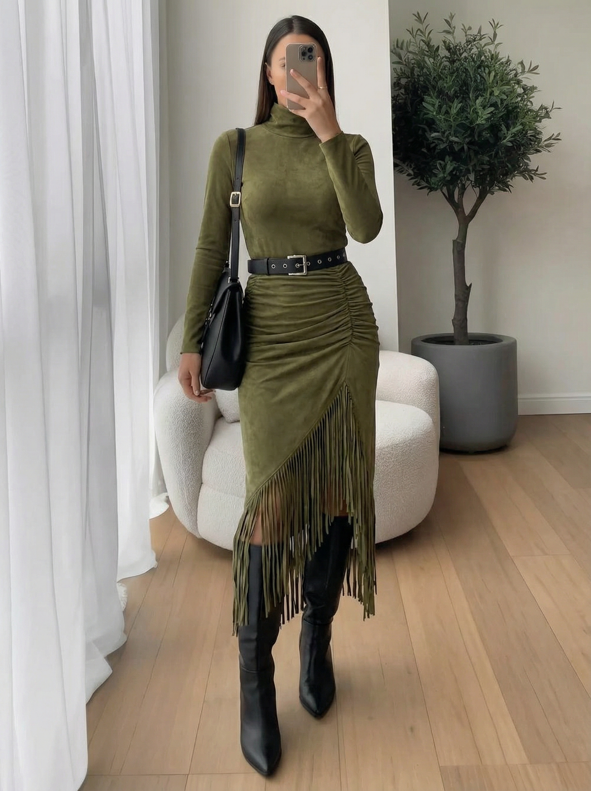 Soléna – Ruched fringe detail – Midi dress